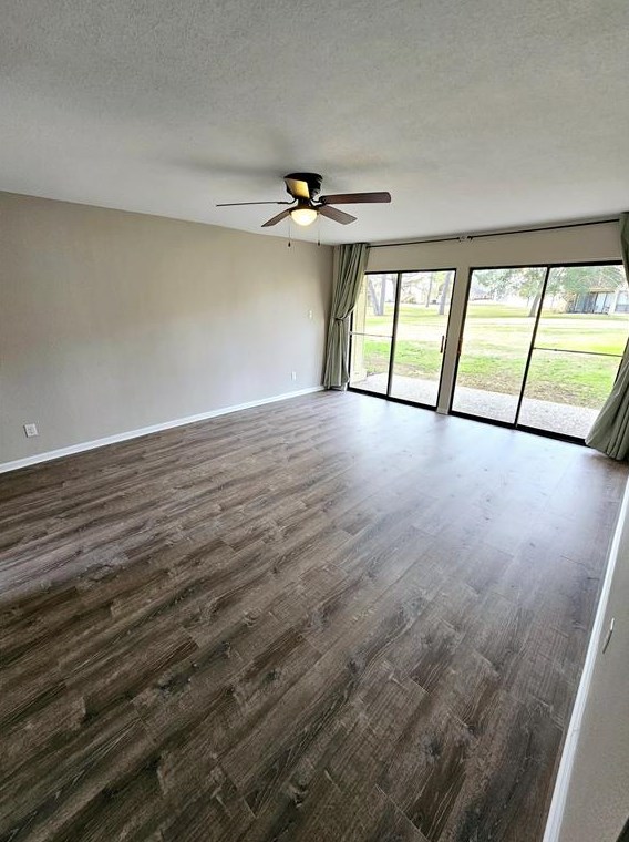 15919 Golf Club Dr #114, Crosby, TX 77532