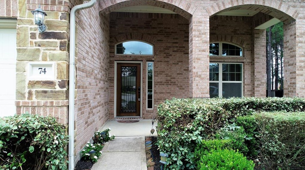 74 Whistling Swan Pl, Spring TX  77389-2049 exterior