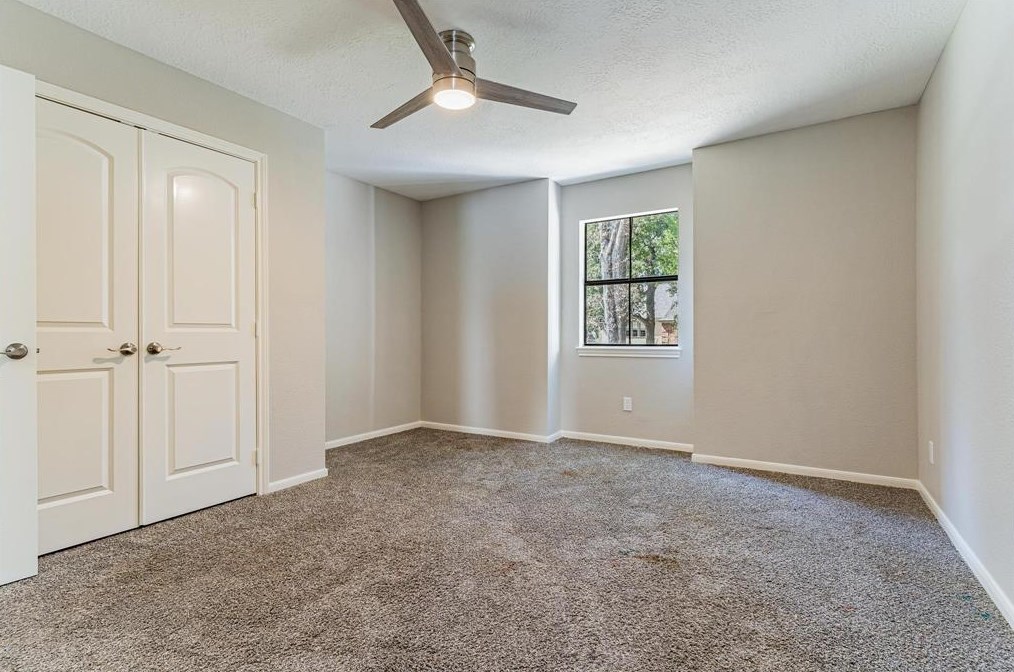 17512 Ponderosa Pne Dr, Houston TX  77090-2060 exterior