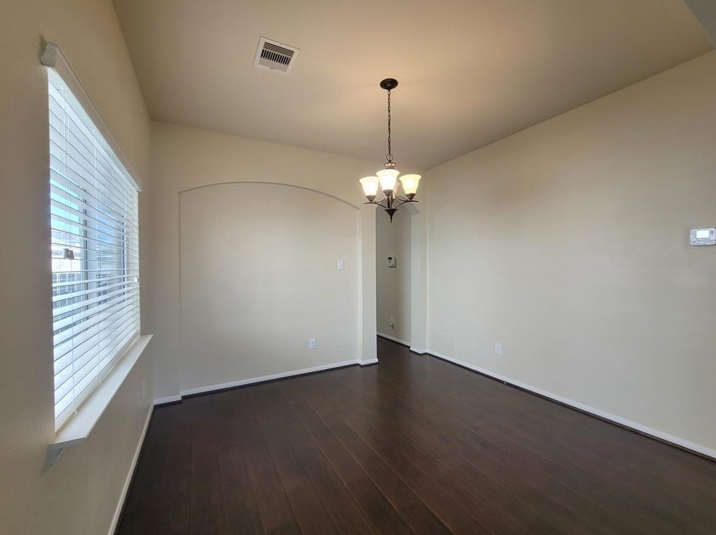 1618 Claremont Garden Cir, Houston TX  77047-3516 exterior