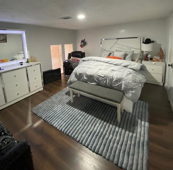 7634 Antoine Dr, Houston TX  77066-4444 exterior