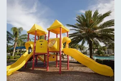 18 Half Moon, Hitchcock, TX 77563 - Photo 6