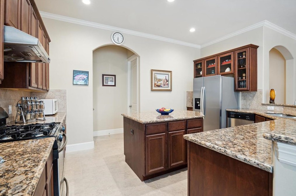 801 Pizer St, Houston TX  77009-5252 exterior