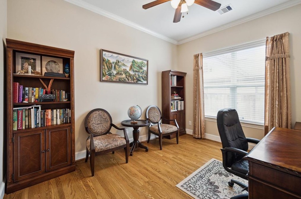 801 Pizer St, Houston TX  77009-5252 exterior