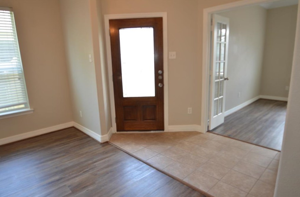 19041 Hammer Ln, Porter, TX 77365