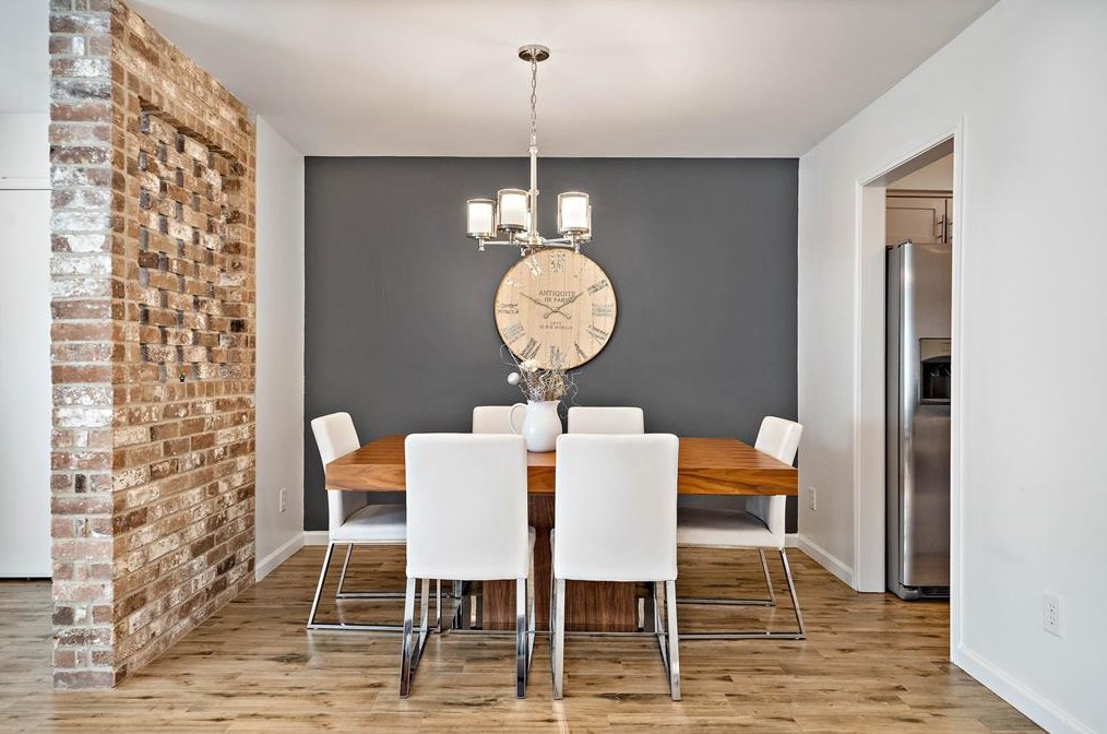 450 Post Oak Ln, Houston TX  77024-4630 exterior