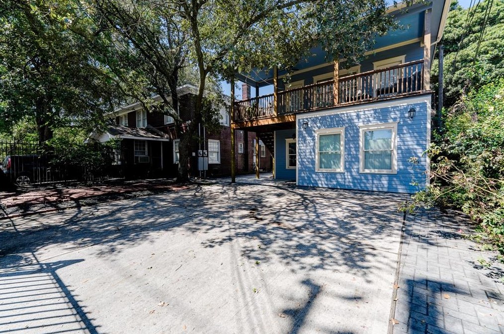 703 Avondale St #a, Houston, TX 77006