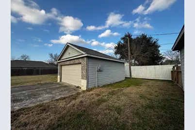 1106 Jennifer Street, Madisonville, TX 77864 - Photo 2