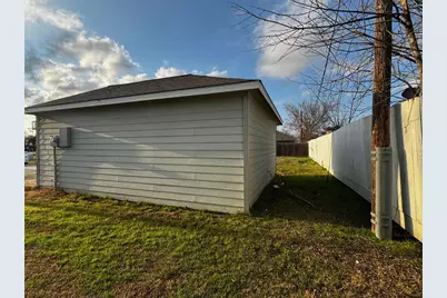 1106 Jennifer Street, Madisonville, TX 77864 - Photo 6