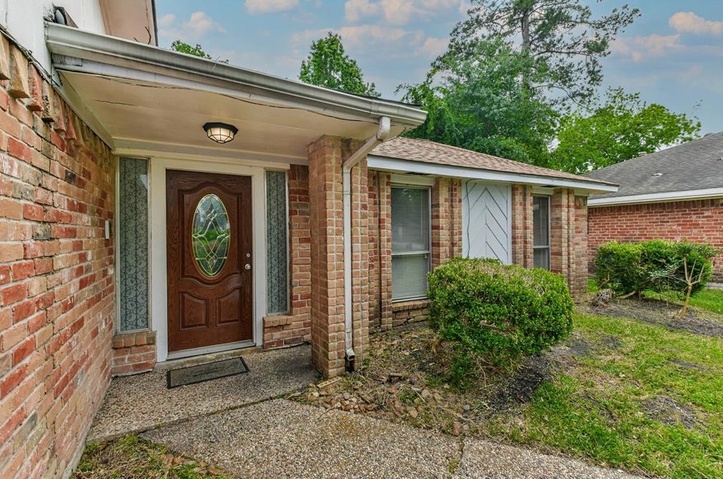 2030 Lexington Woods Dr, Spring, TX 77373-3108