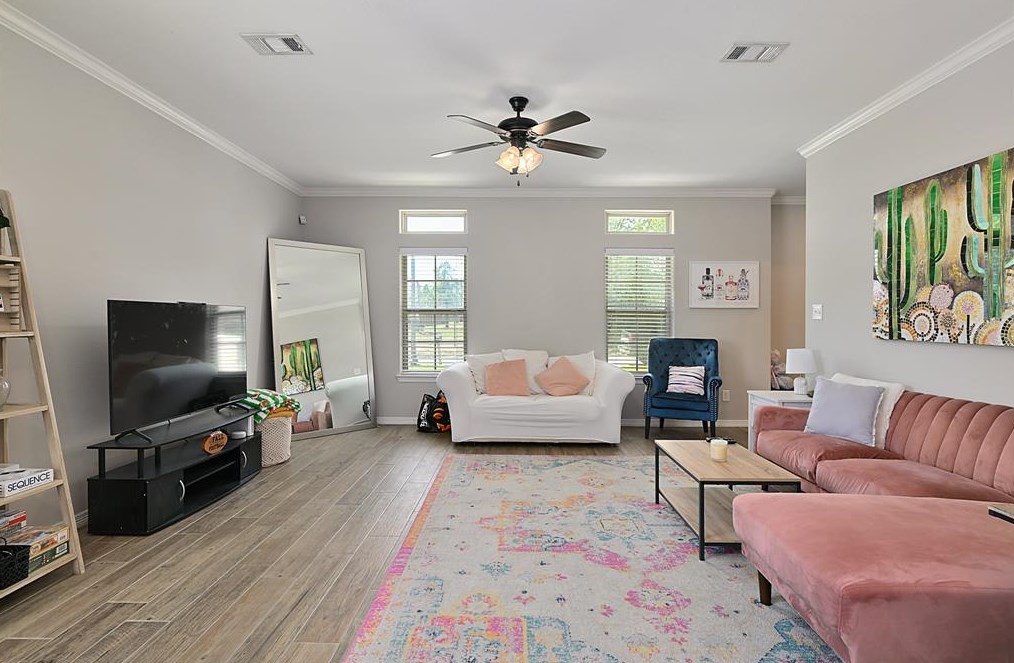 617 Pasler St, College Station, TX 77840-2034