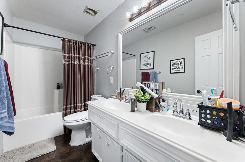 17315 Sparrow Way Ct, Houston TX 77095-1449 exterior