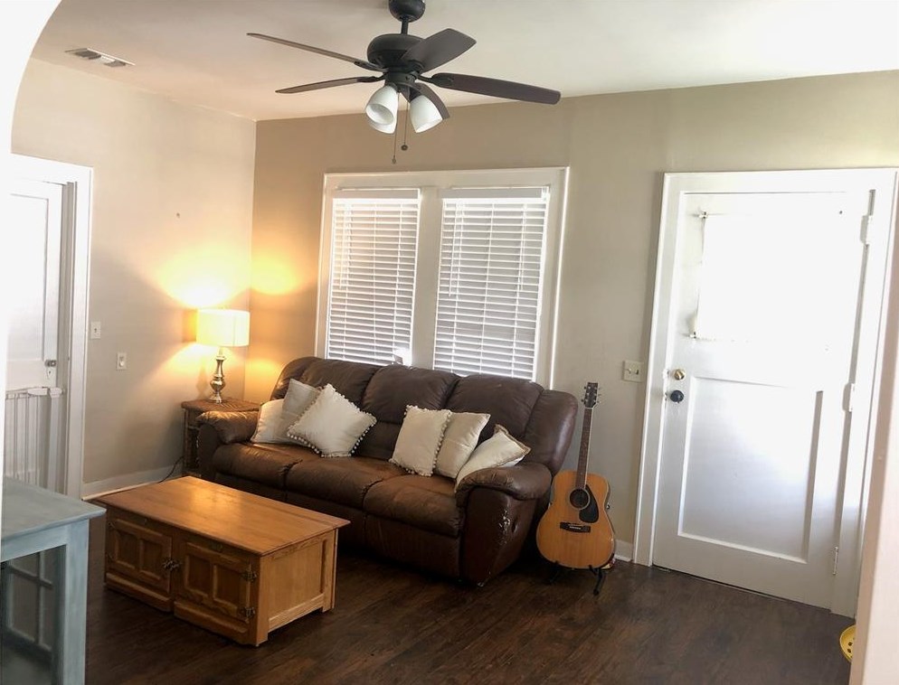 1301 4th St, Richmond TX  77471-3512 exterior