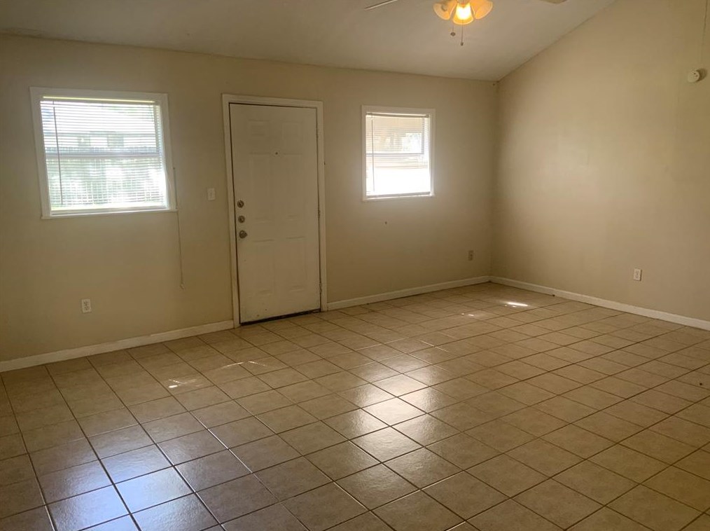 4906 Monteith Dr, Spring TX  77373-6943 exterior
