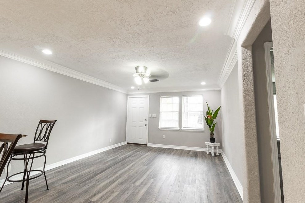 7902 Jester St, Houston, TX 77051