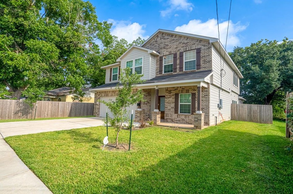 4657 Mallow St, Houston, TX 77051