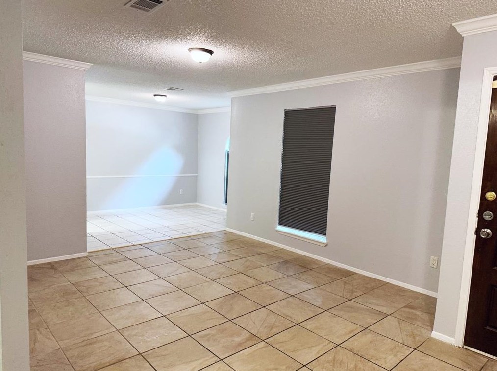11902 Greencreek Cir, Houston, TX 77070