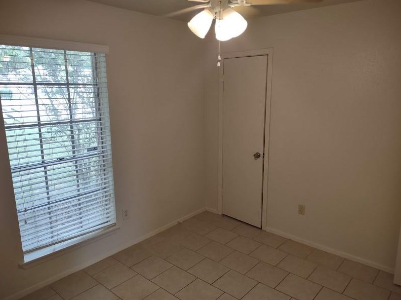 9730 Appleridge Dr, Houston TX  77070-4704 exterior