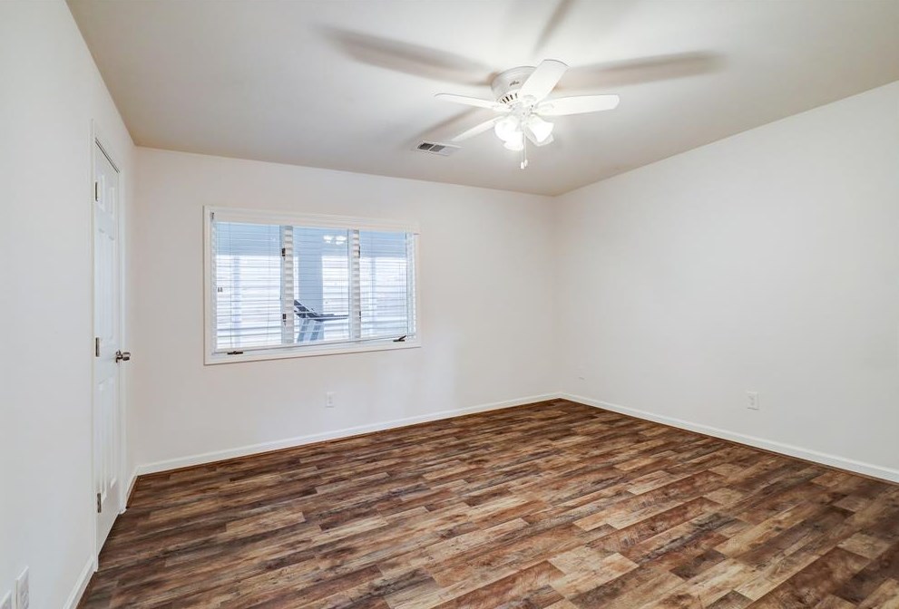 7915 Greenbush St, Houston TX  77025-3827 exterior