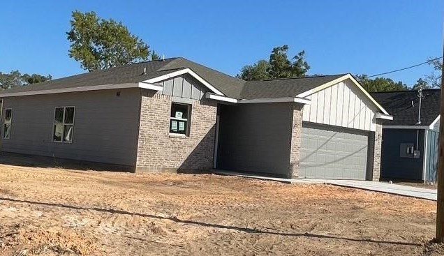 426 E Ave H, Conroe, TX 77301