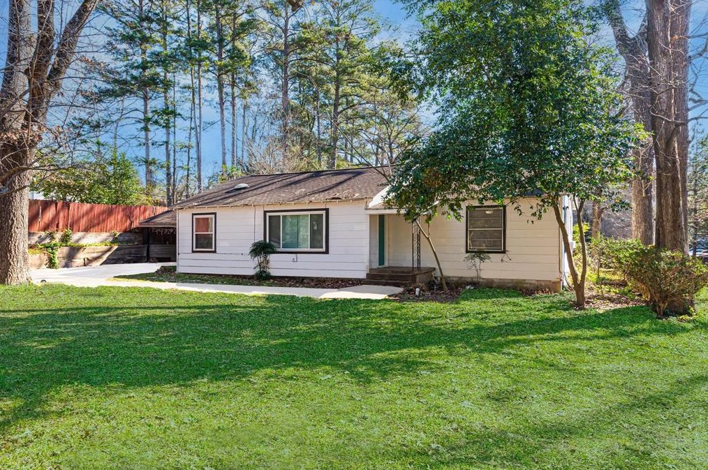 2511 Sycamore Ave, Huntsville, TX 77340