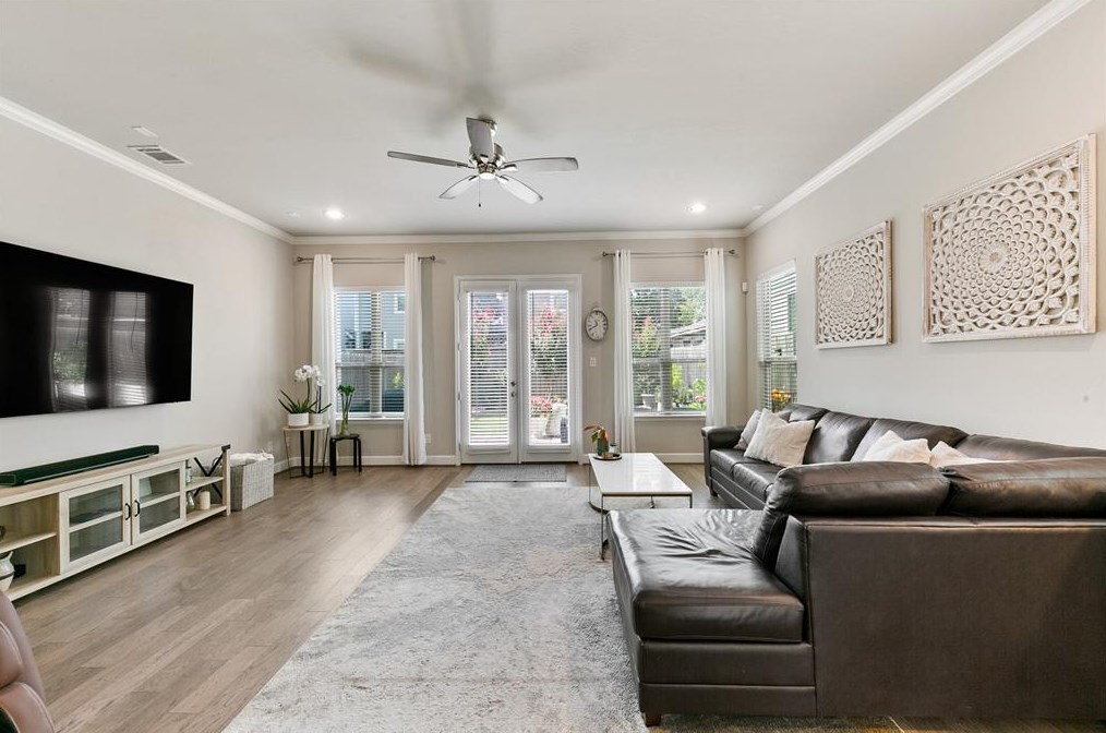 5109 Darling St, Houston TX  77007-0013 exterior