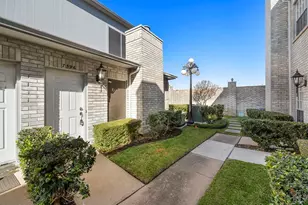 7396 Regency Square Ct, Houston, TX 77036 - Photo 2