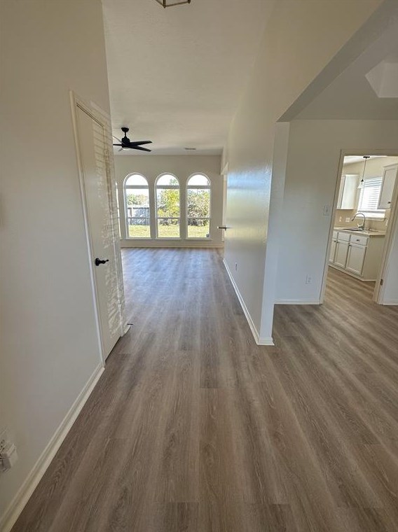 204 Wood Hollow Dr, League City, TX 77573