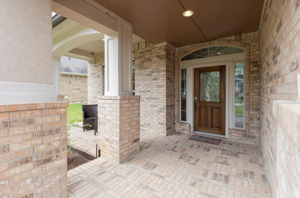 42 Rocky Point Ct, Spring TX  77389-5341 exterior