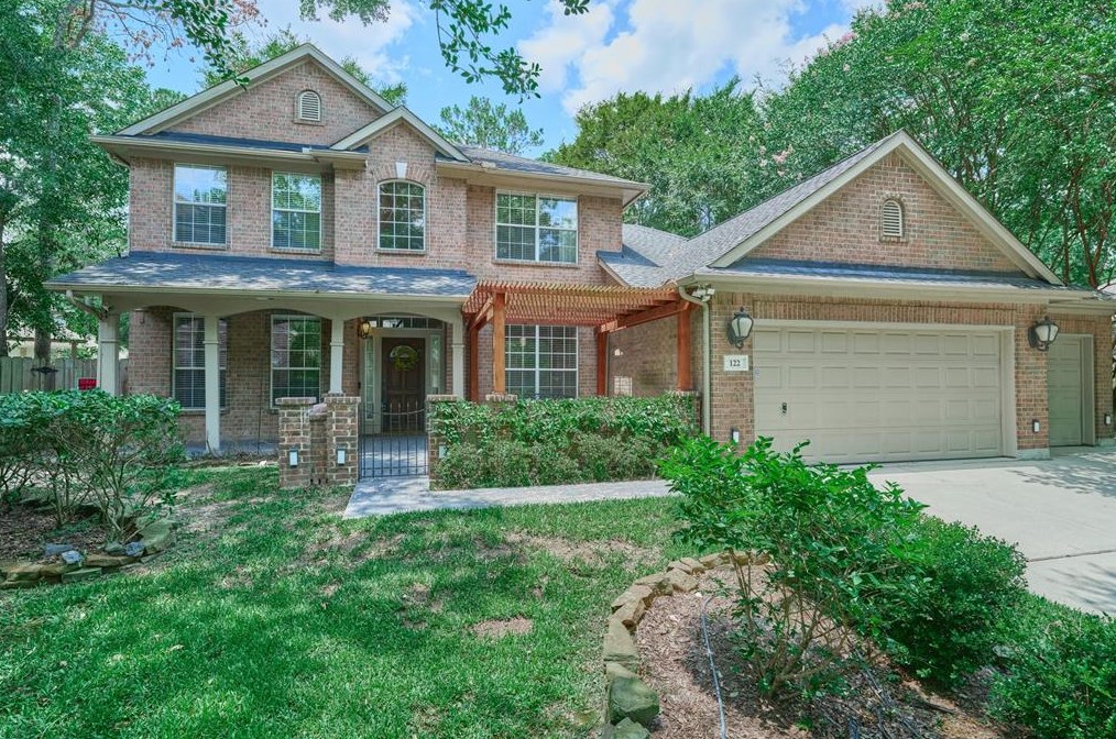 122 N Downy Willow Cir, Spring, TX 77382