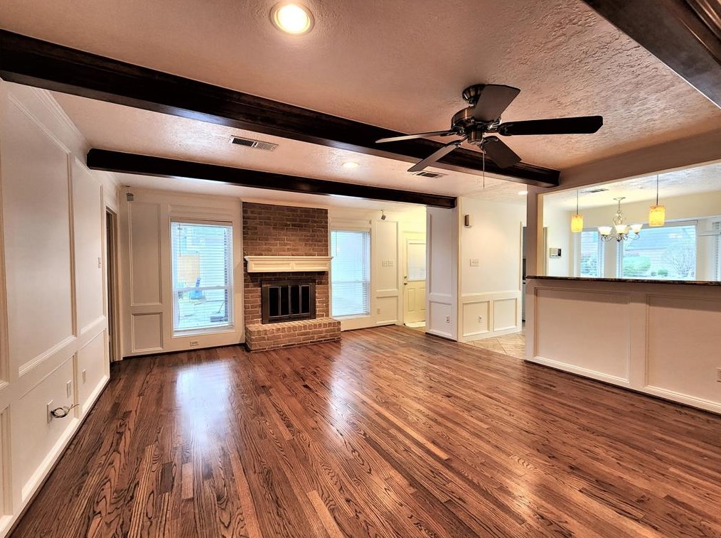 11318 Chevy Chase Dr, Houston TX  77077-6402 exterior