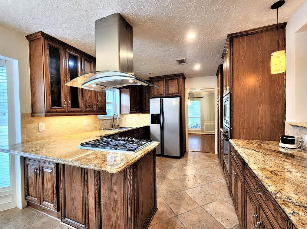 11318 Chevy Chase Dr, Houston, TX 77077