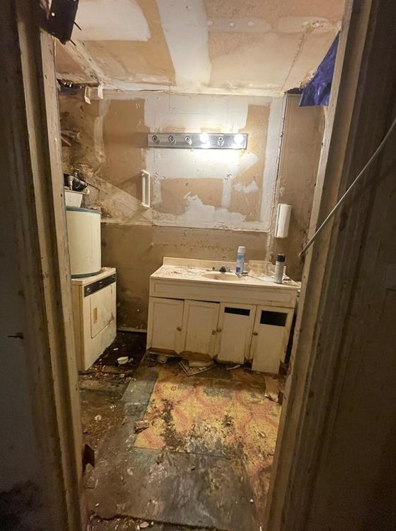 4007 Porter, Houston TX  77021-2624 exterior