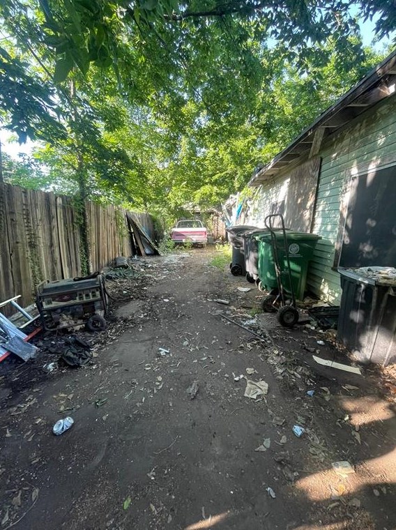 4007 Porter, Houston TX  77021-2624 exterior