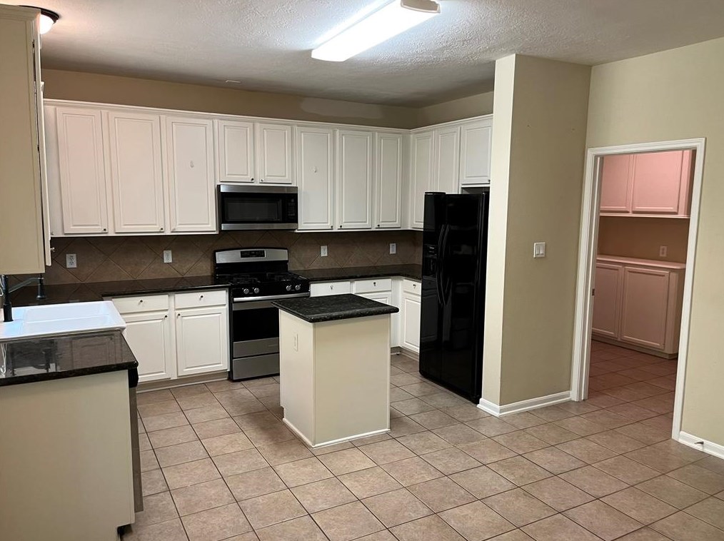 15 Jewelsford Ct, Spring TX  77382-1762 exterior