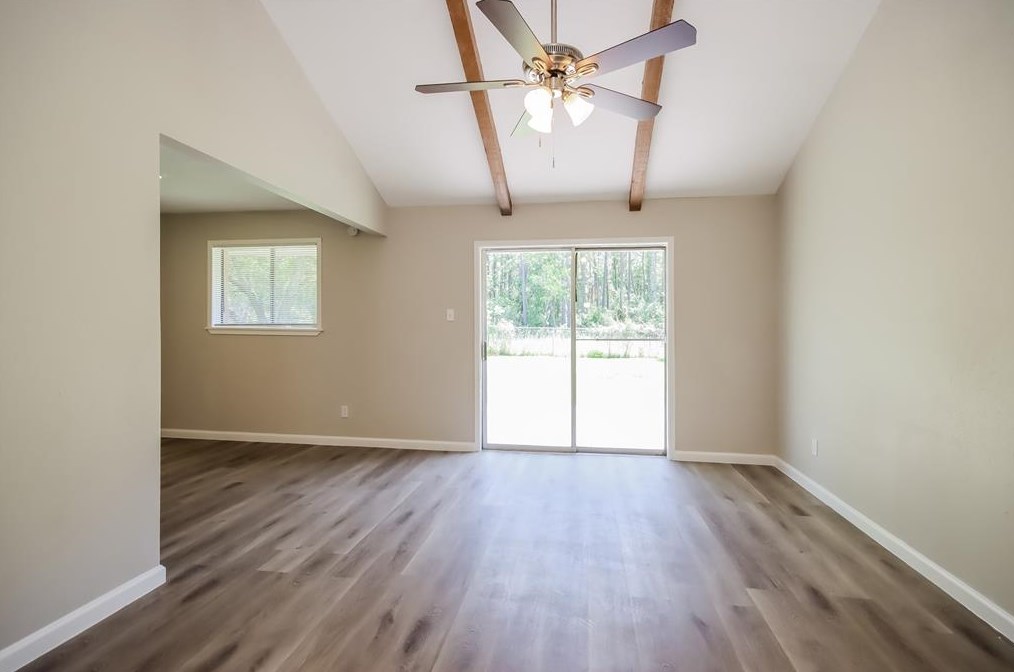 11022 Thackery Ln, Houston TX  77016-2328 exterior