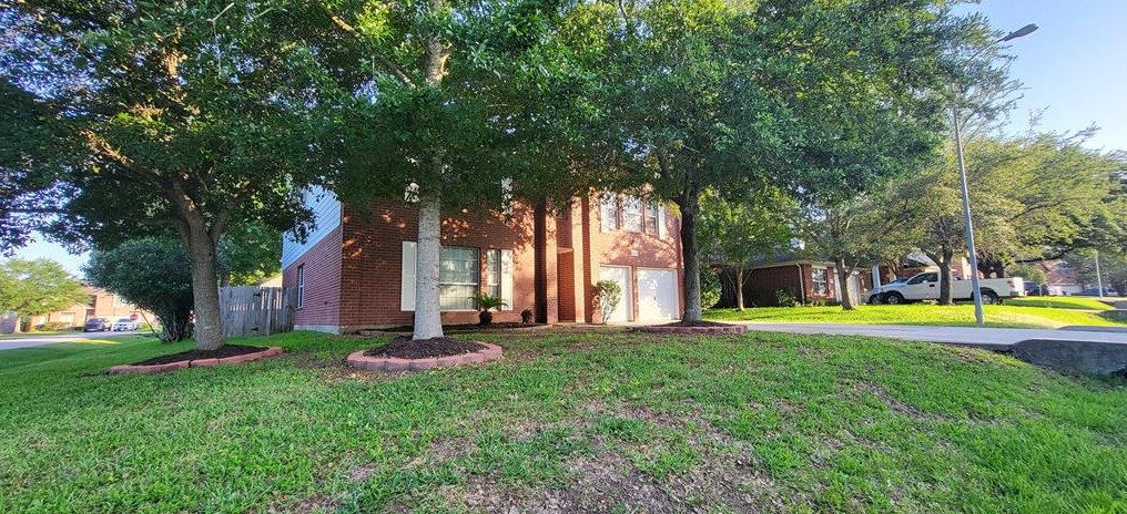 9203 Water Front Ct, Magnolia, TX 77354