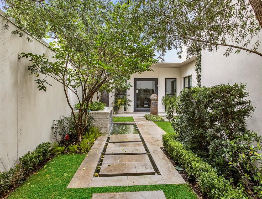 2906 Ferndale St, Houston, TX 77098-1118