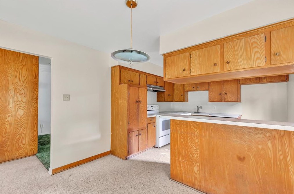 12415 Eastbrook Dr, Houston TX  77013-5011 exterior