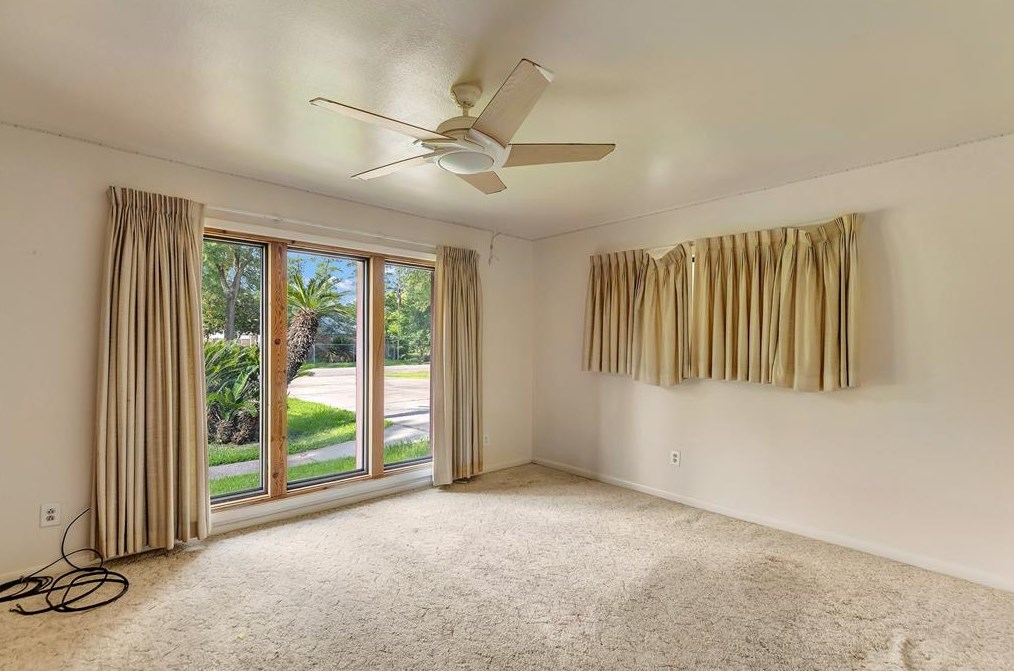 12415 Eastbrook Dr, Houston TX  77013-5011 exterior