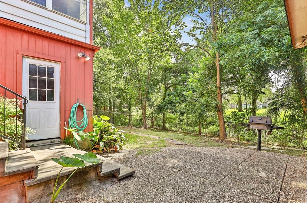 12415 Eastbrook Dr, Houston TX  77013-5011 exterior