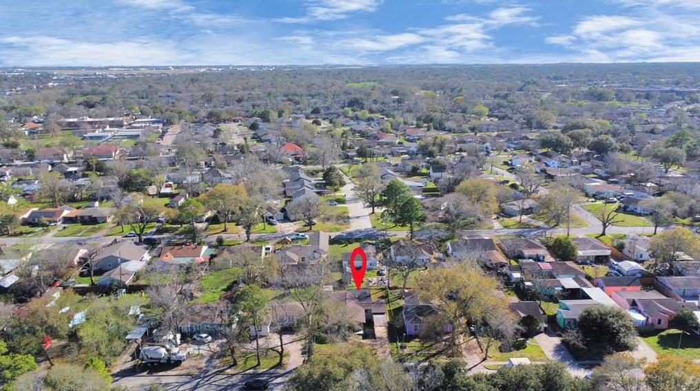 7318 Dixie Dr, Houston TX  77087-5421 exterior