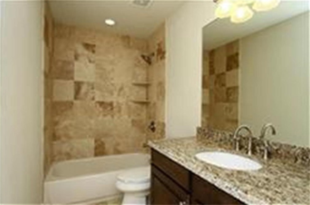 1815 Oakdale St, Houston TX  77004-5934 exterior