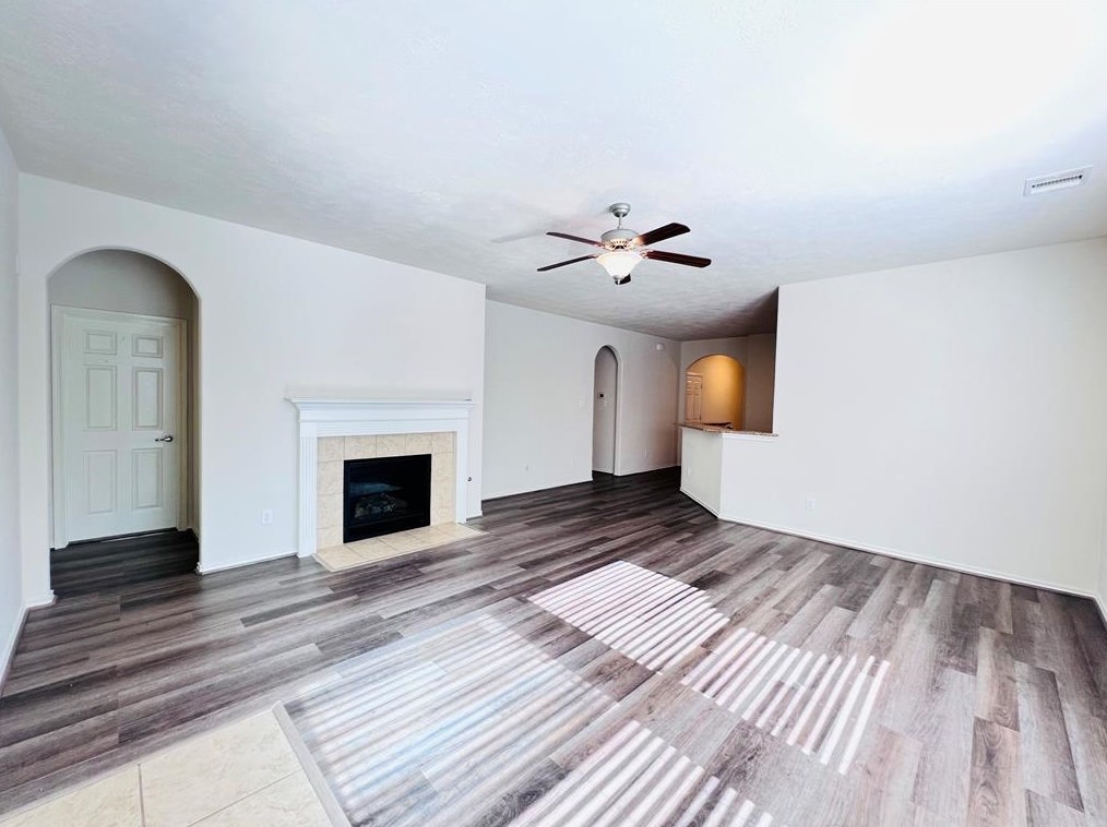 6118 Summerfield Glade Ln, Katy TX  77494-5055 exterior