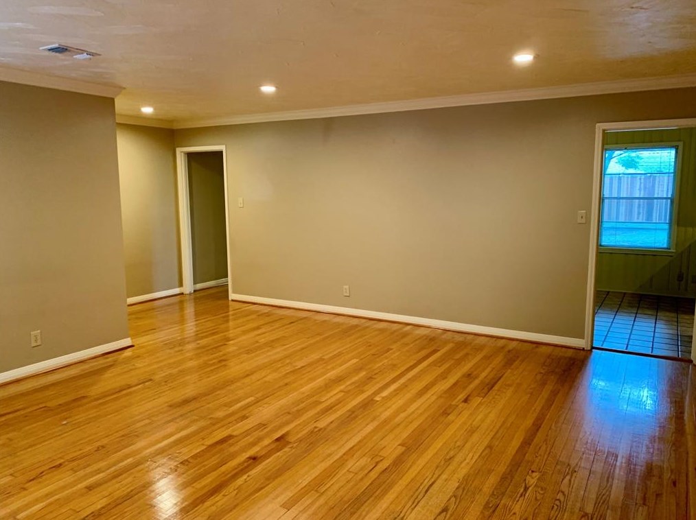 4325 Kinglet St, Houston TX  77035-5030 exterior
