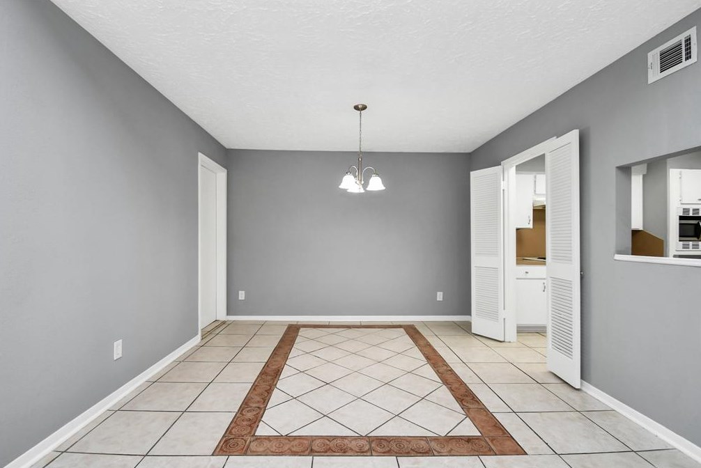 7018 Marisol Dr, Houston TX  77083-2306 exterior