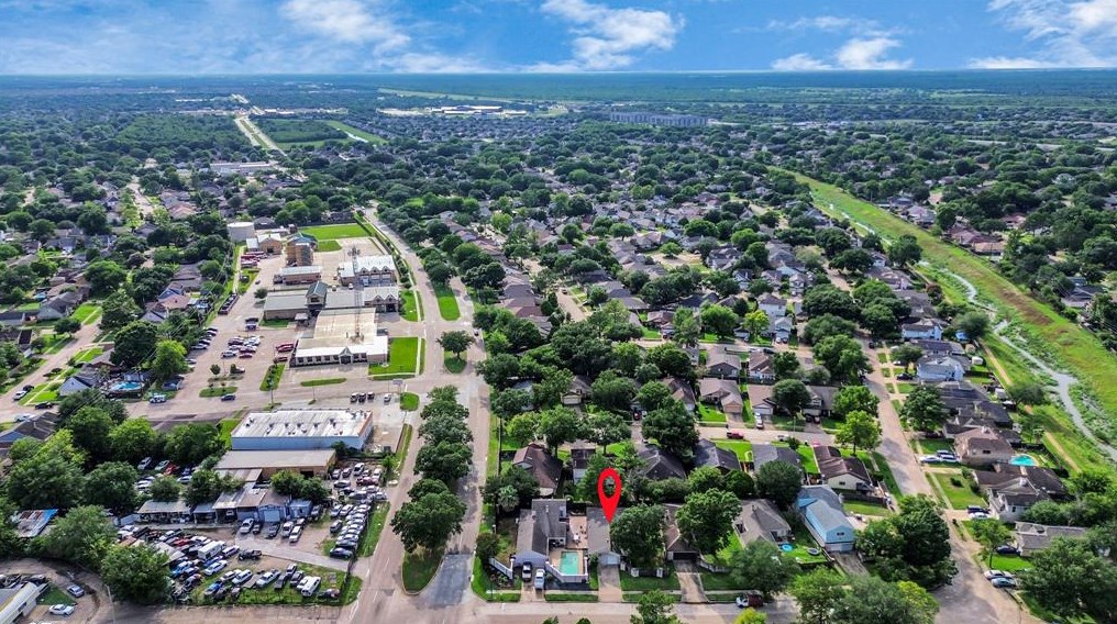 7018 Marisol Dr, Houston TX  77083-2306 exterior