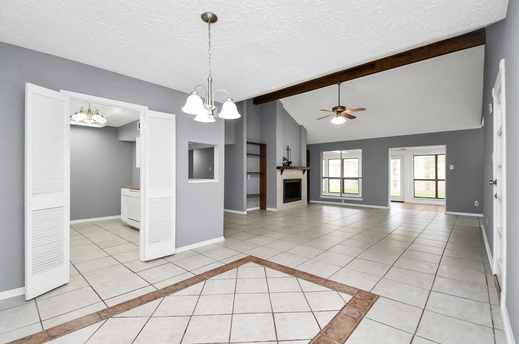 7018 Marisol Dr, Houston TX  77083-2306 exterior