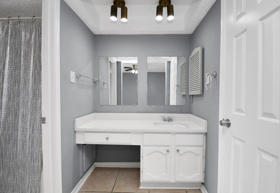 7018 Marisol Dr, Houston TX  77083-2306 exterior