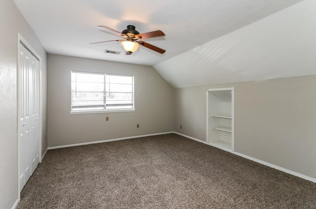 2503 Blueberry Ln, Pasadena TX 77502-5451 exterior